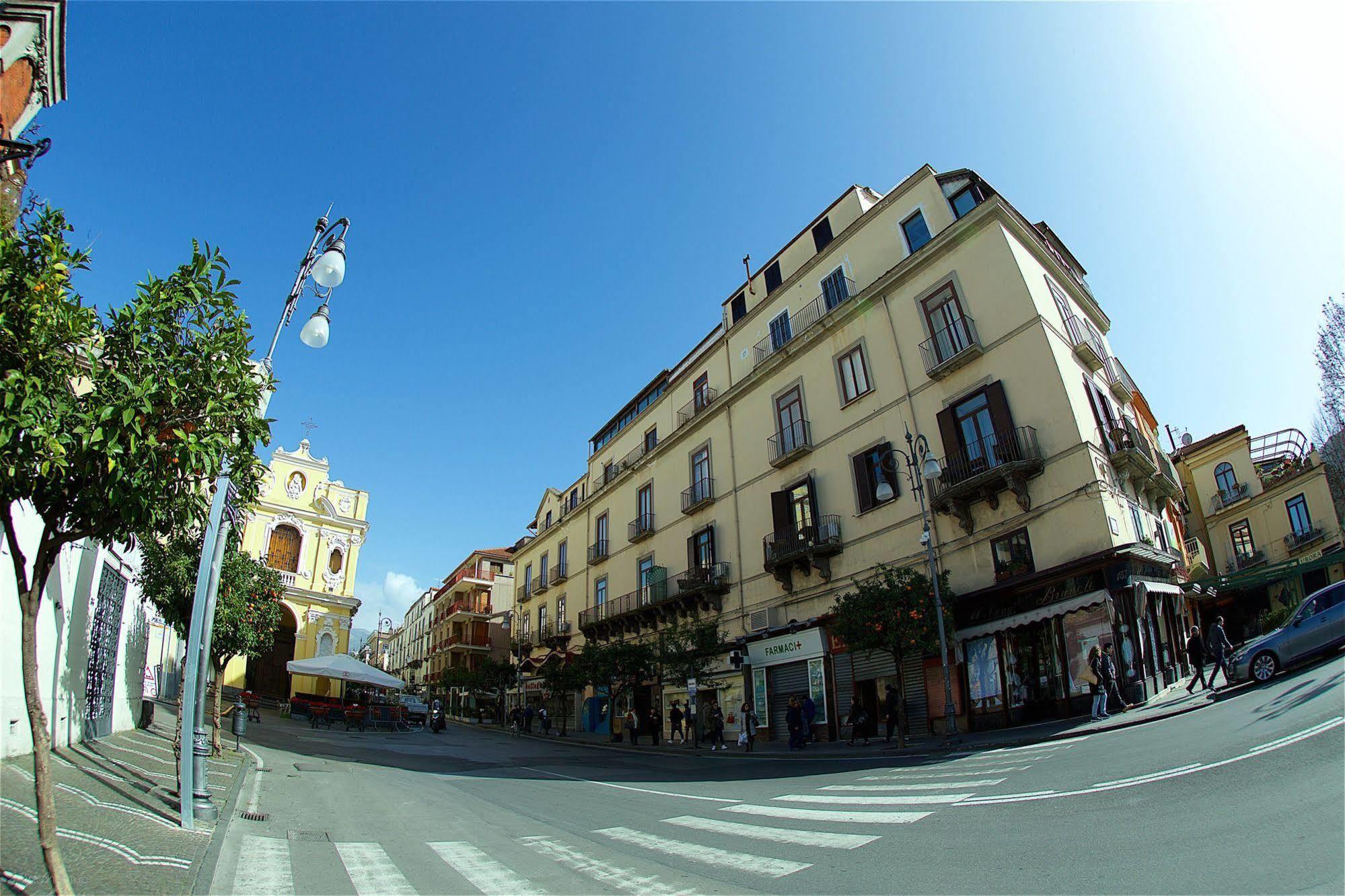 Il Giardino Segreto Bed & Breakfast Sorrento Bagian luar foto