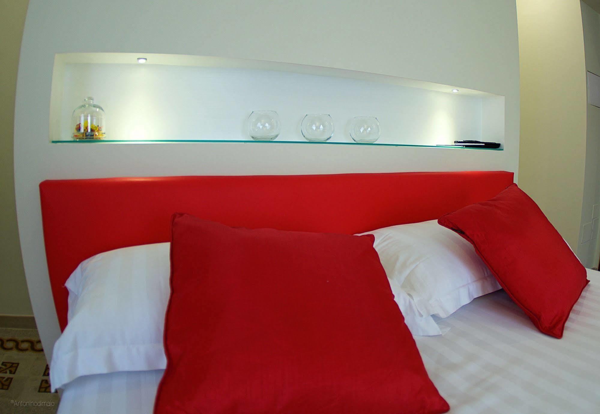 Il Giardino Segreto Bed & Breakfast Sorrento Bagian luar foto