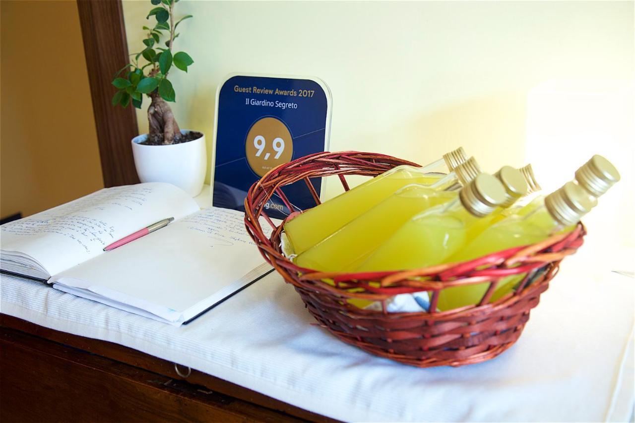 Il Giardino Segreto Bed & Breakfast Sorrento Bagian luar foto
